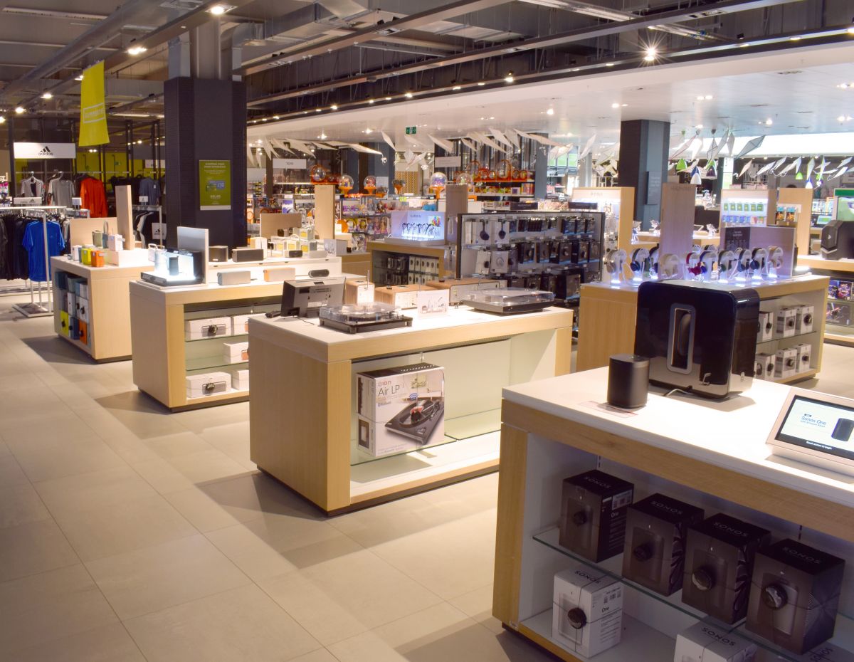 John Lewis Westfield - retail displays manufactured by Aspen Concepts Ltd