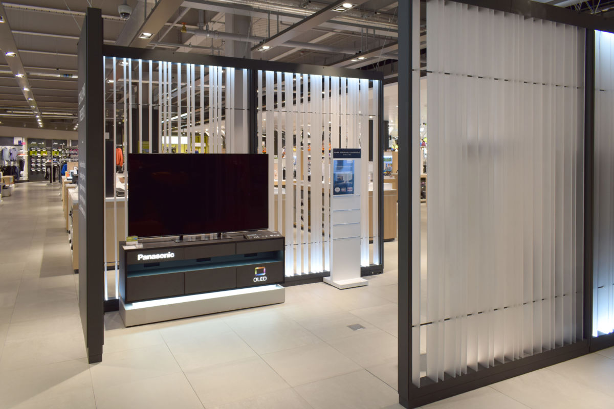 John Lewis Westfield - light LED partitions manufactured by Aspen Concepts Ltd