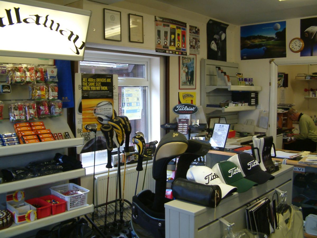 golf shop fitted out by Aspen Concepts