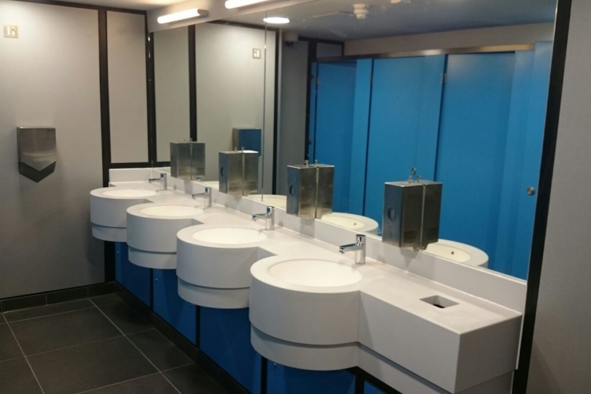 changing room sinks and vanity units