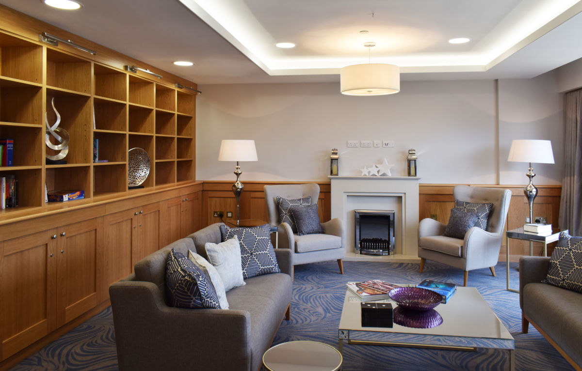 bespoke joinery - library shelving - retirement home